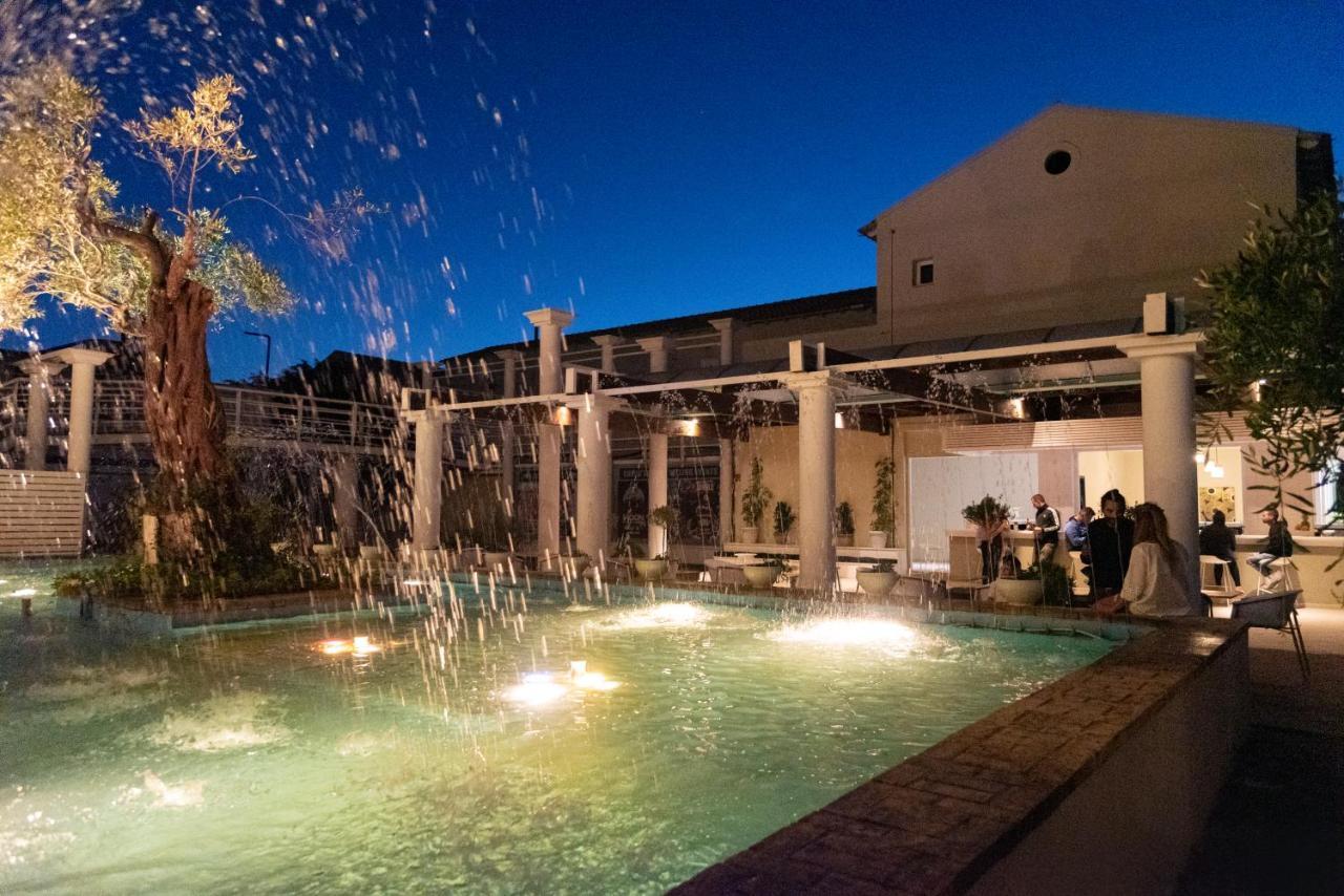 Olive Grove Beachfront Apartments & Seaview Suites (Adults Only) Кавос Экстерьер фото