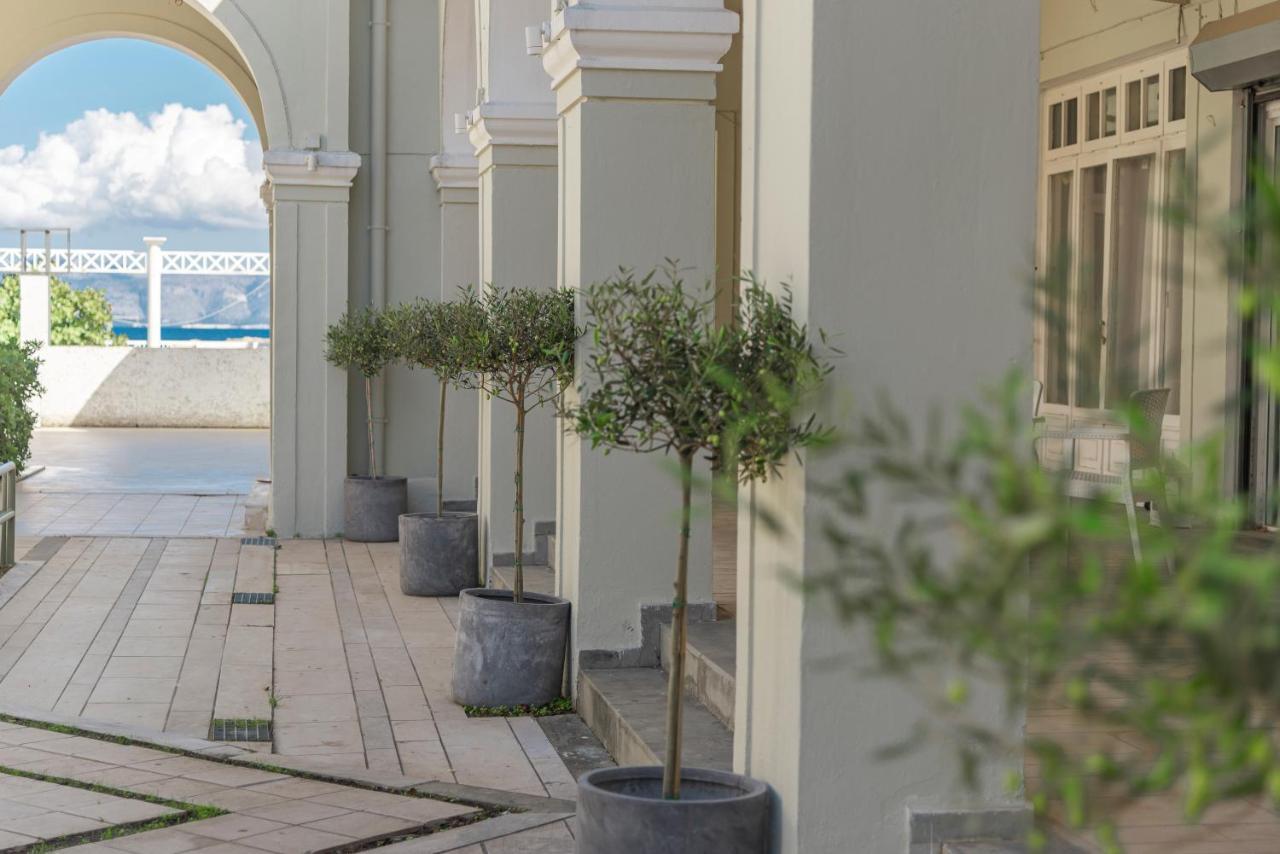 Olive Grove Beachfront Apartments & Seaview Suites (Adults Only) Кавос Экстерьер фото